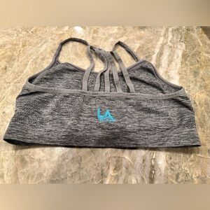 ❤️ BOGO Free Item ❤️ Gray LA Gear Sports Bra Size L (No Tag)